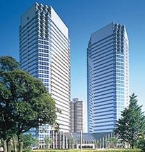 新川崎ツインタワーの外観写真