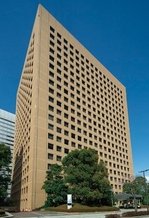 興和川崎西口ビルの外観写真