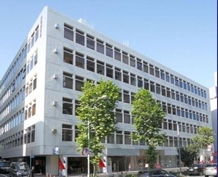 京セラ原宿ビルの外観写真