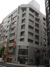 新宿伍名館の外観写真