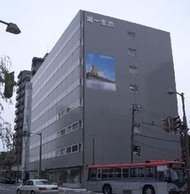 リアライズ万代橋ビルの外観写真