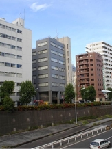 ＣＯＬＯＲ・ＵＳ銀座東の外観写真