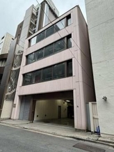 東京事務所ビルの外観写真