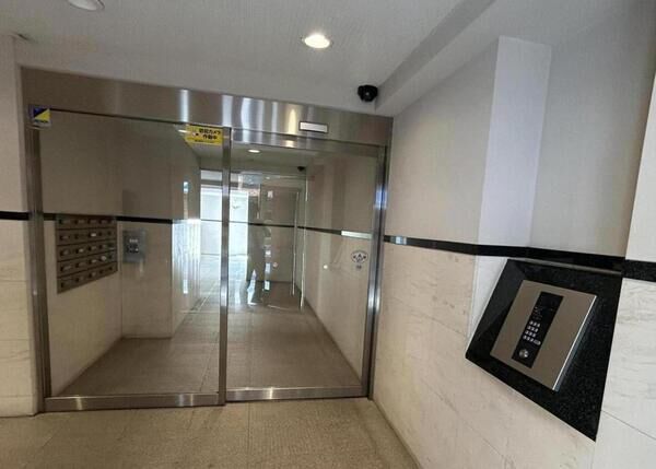 【ドメイン江古田】エントランス 【ドメイン江古田】エントランス