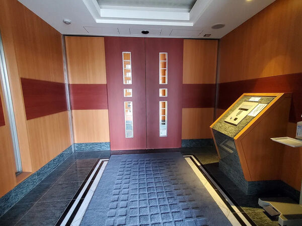 【グランドメゾン百道浜】エントランス