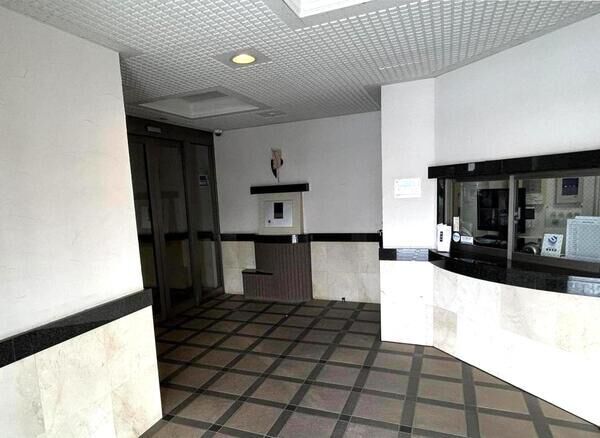 【セザール第2平和台】エントランス