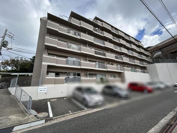【山根町パークホームズ】外観