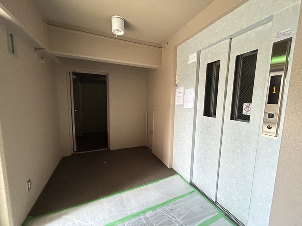 【山根町パークホームズ】エントランス