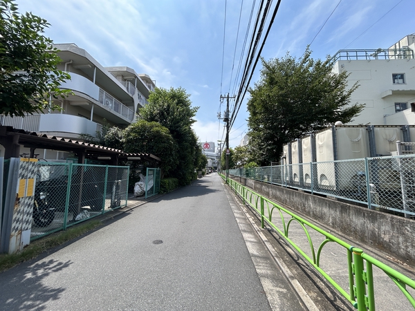 【玉川スカイハイツ】前面道路 【玉川スカイハイツ】前面道路