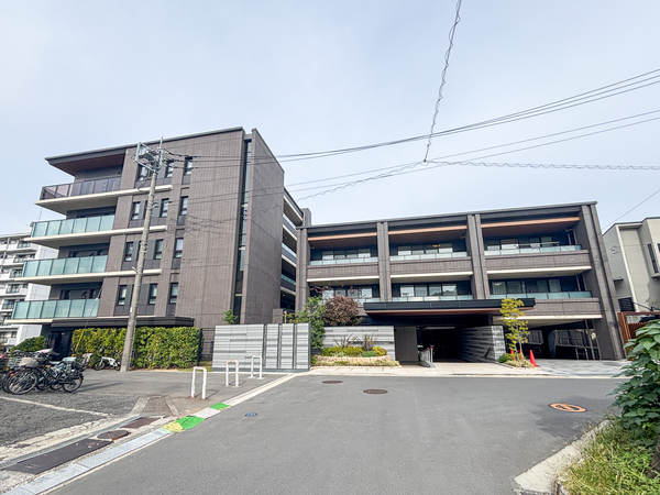 【ドレッセ港北ニュータウン中川】外観