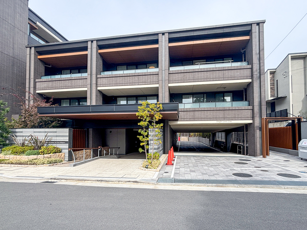 【ドレッセ港北ニュータウン中川】外観