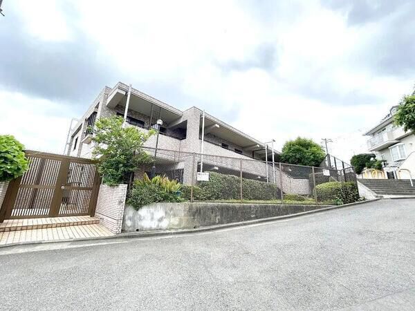 【弘明寺西パーク・ホームズ】外観2 【弘明寺西パーク・ホームズ】外観2