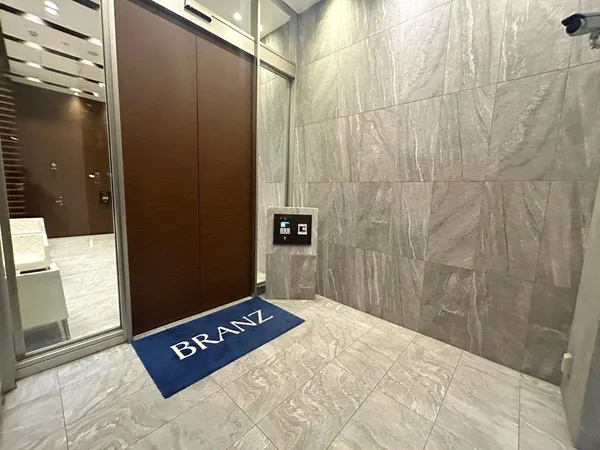 【ブランズ札幌大通】エントランス４