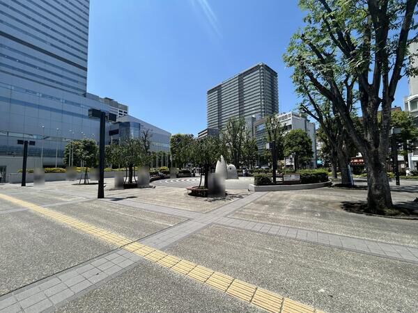 金塚公園　約140ｍ