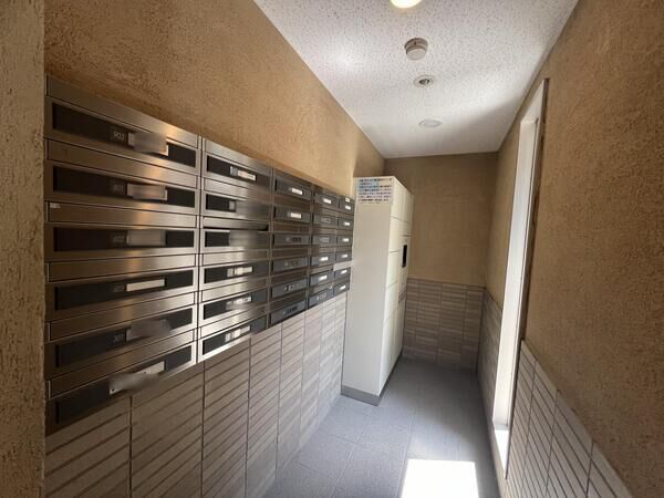 【大宮氷川参道パークハウス】ポスト・宅配ボックス