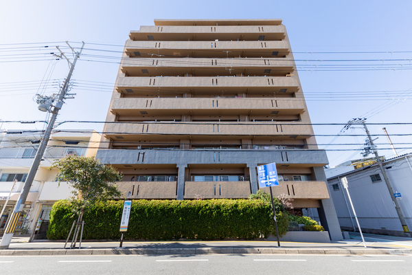 【ネバーランドラルジュ江坂】外観 【ネバーランドラルジュ江坂】外観