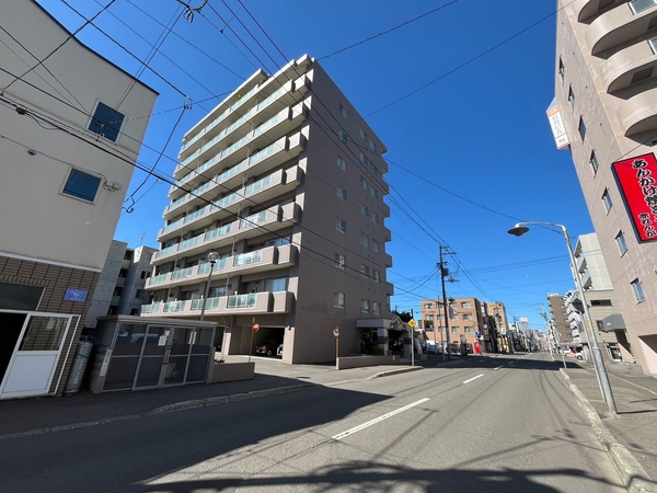 【リラハイツルネス山鼻】外観