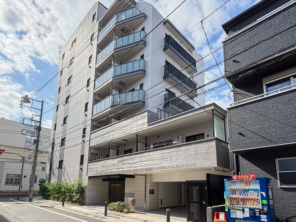 【パレステージ新高島平】外観