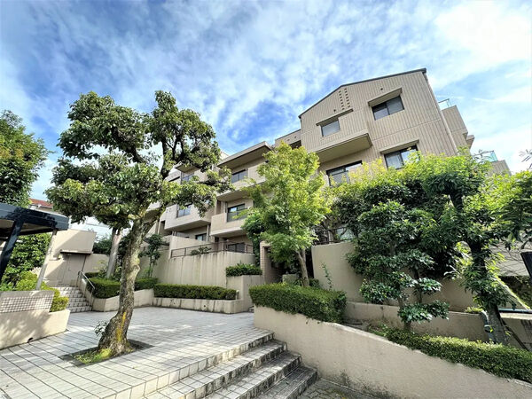 【グランドメゾン八事表山】外観 【グランドメゾン八事表山】外観