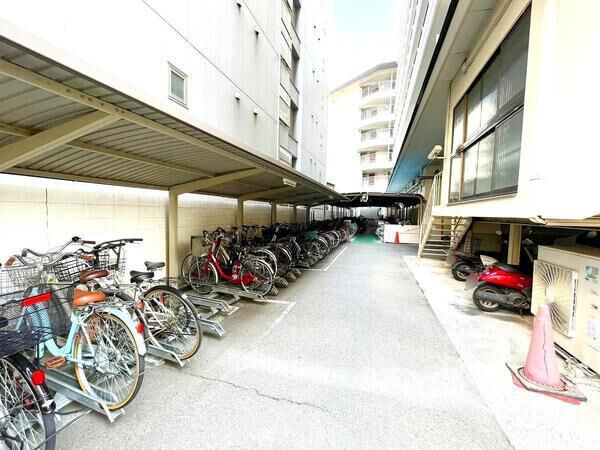 【近鉄淀川リバーサイド】共用部分（駐輪場）