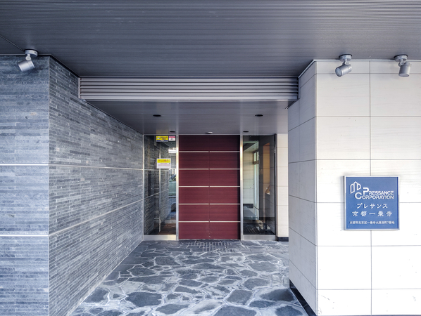 【プレサンス京都一乗寺】エントランス