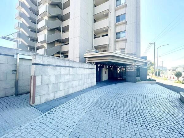 【ディアメゾン江波南マリンコート】エントラン1 【ディアメゾン江波南マリンコート】エントラン1