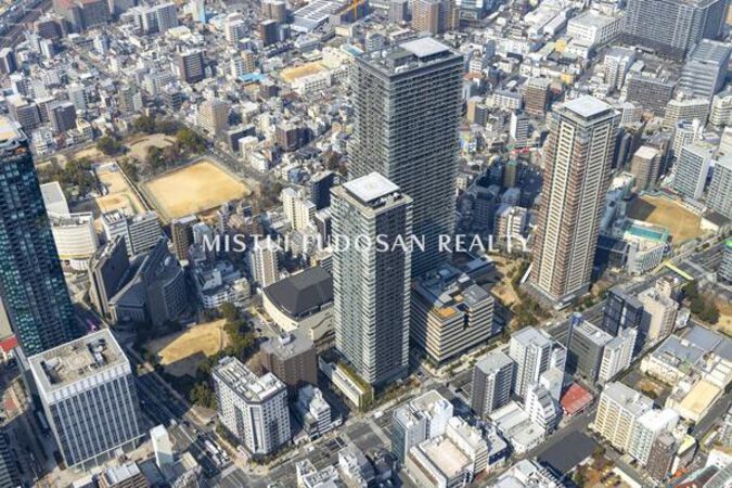 【グランドメゾン新梅田タワー】外観