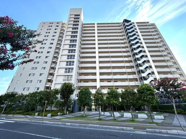 【ブランズ大宮宮原サンマークス】外観