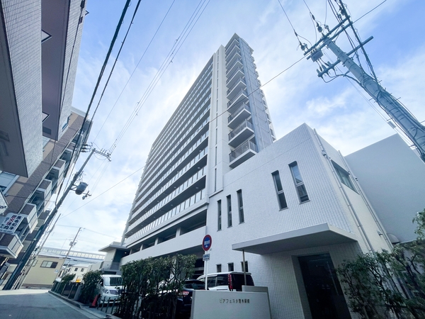 【ピアフェスタ青木駅前】外観