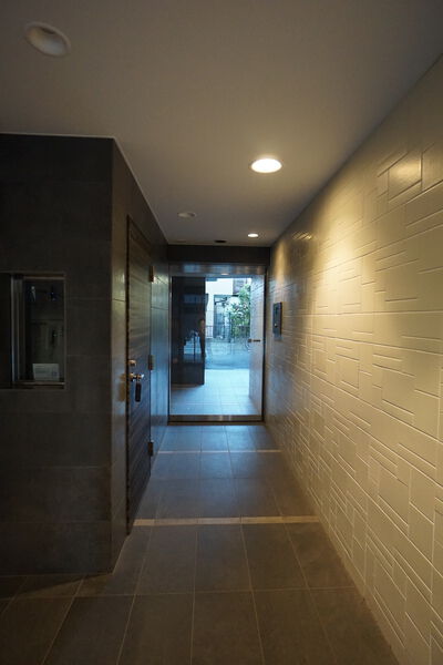 【メイクスデザイン品川ノース】エントランスホール