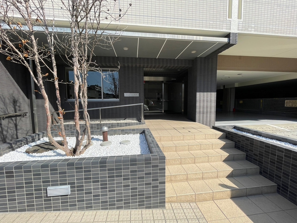 【ダイアパレス東川口Ⅳ】エントランス