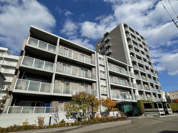 エクセルシオール学園前2