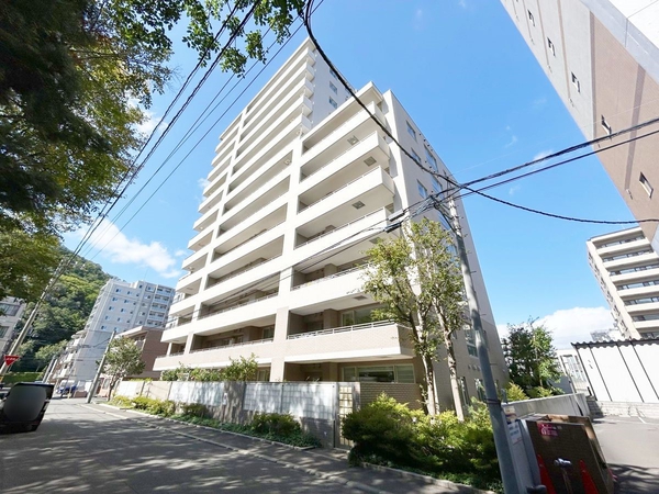 【円山パークハウスさくら公園】外観