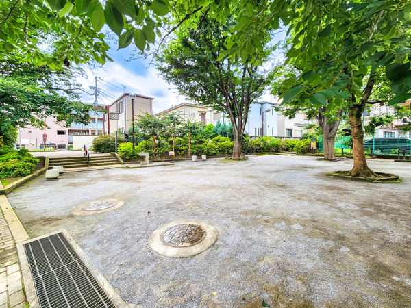 笹塚東公園まで約400m(徒歩5分)