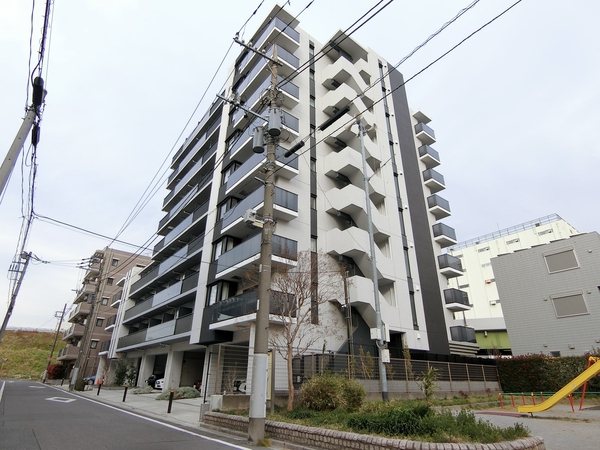 【クレヴィスタ浮間舟渡】外観