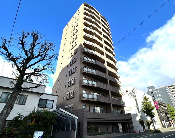 【パークハウス知事公館前】外観