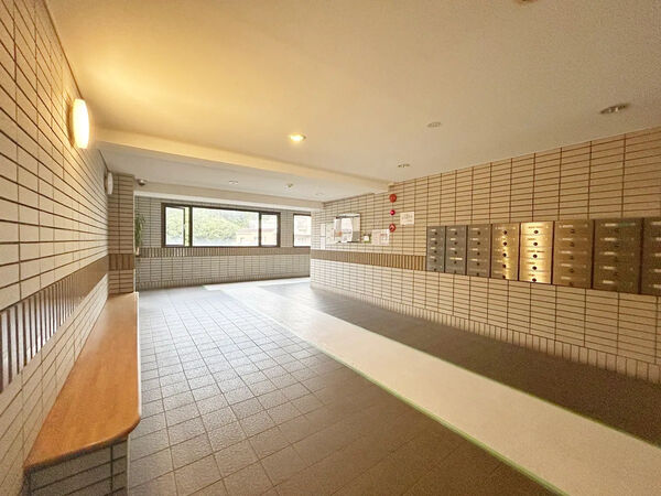 【グローリアス有松北】エントランス