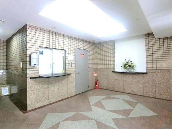 【セントラル新大阪】エントラン1