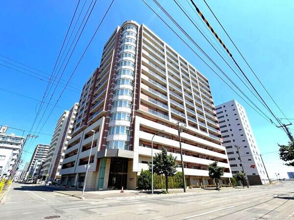 【パークホームズ札幌大通イーストレジデンス】外観１