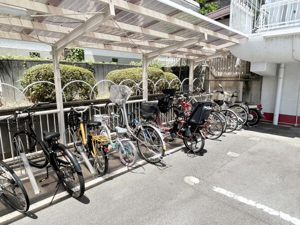 【シーアイマンション第2瑞穂】共用部分(駐輪場) 【シーアイマンション第2瑞穂】共用部分(駐輪場)