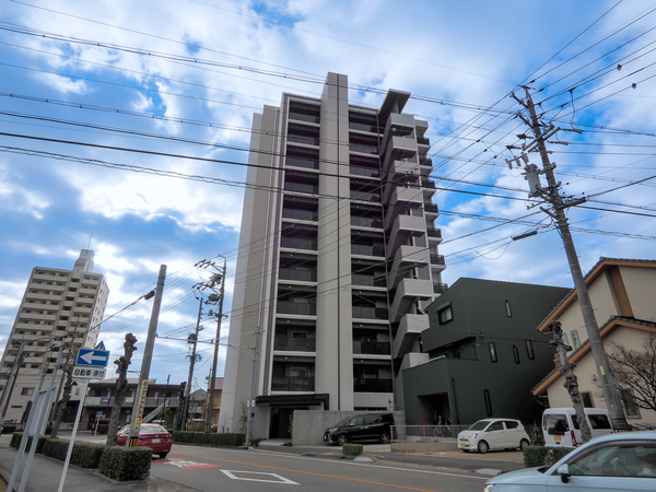 【アルバックス刈谷寿町】外観