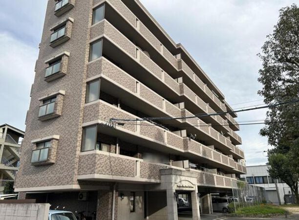 【ダイアパレスグリーンコート相田公園】外観