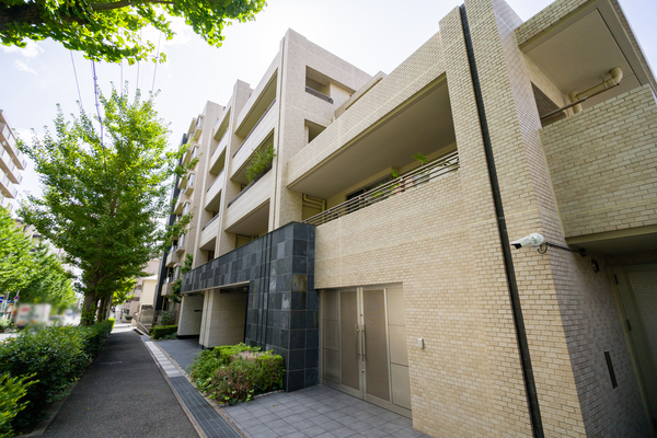 【ロジュマンコート緑地公園】外観