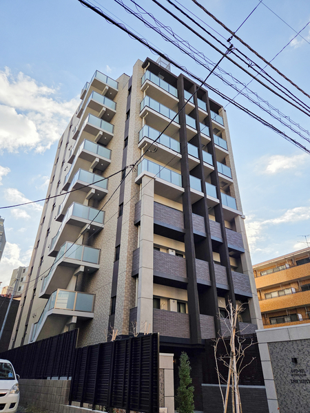 【グローベル国立ザ・スイート】外観