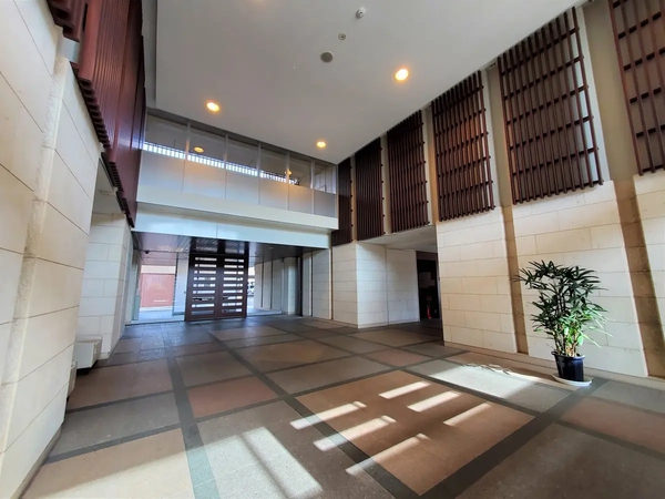 エントランスホール