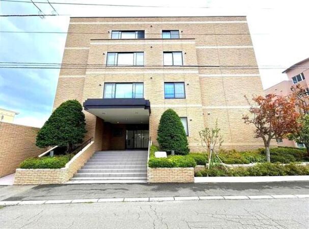 【コート宮の森ロジュマン】外観２