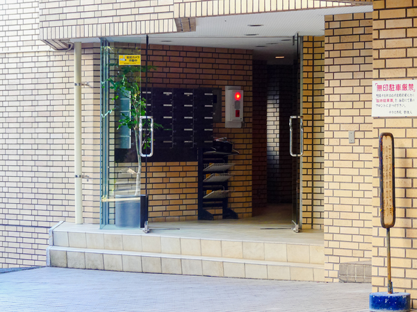 【テラス外苑】エントランス