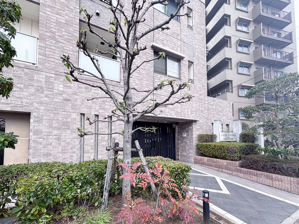 【リベールOSAKAザヴェルデタワー】エントランス