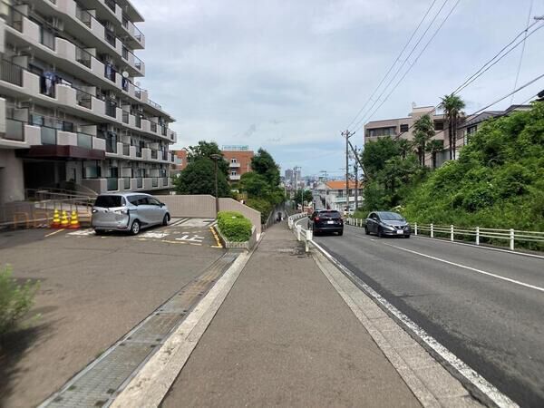 【仙台八木山スカイマンション】前面道路