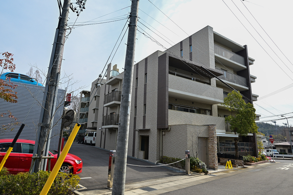 【プレミスト東山元町】外観